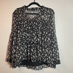 English Factory Women Size Medium Black Floral Flowy Blouse Top Long Sleeve
